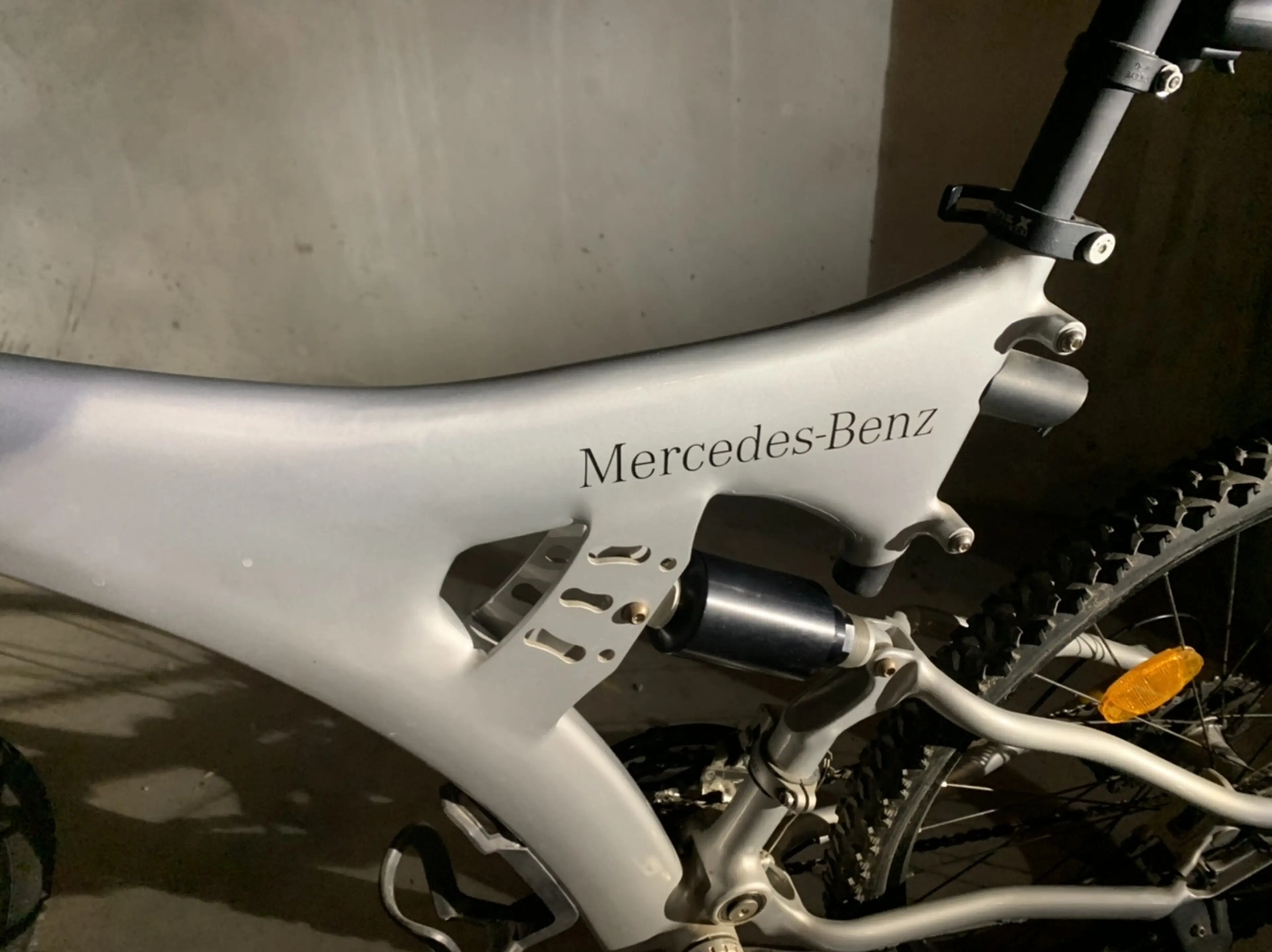 3. Mountain bike Mercedes Benz