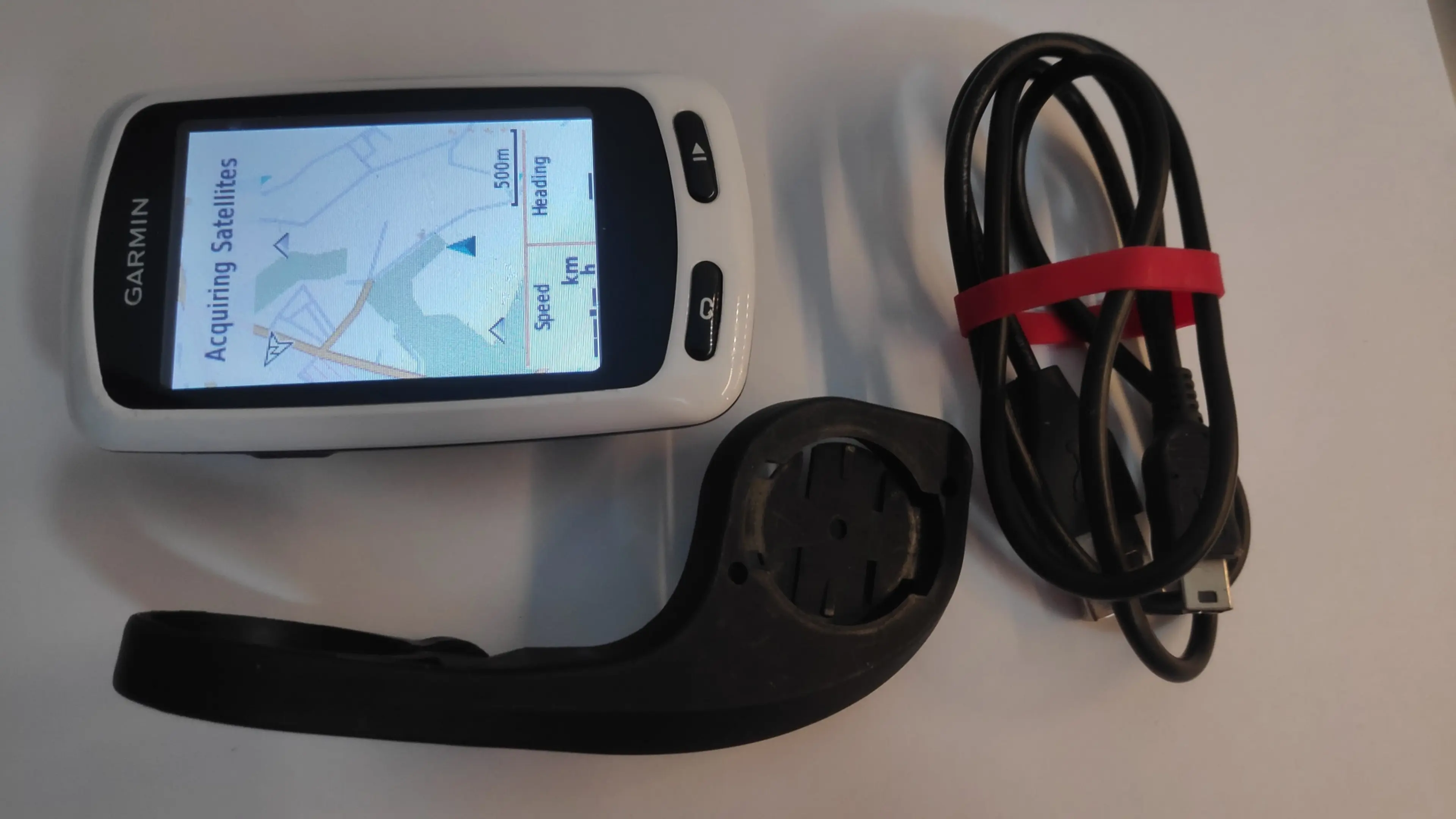 4. GPS Garmin EDGE Touring Plus