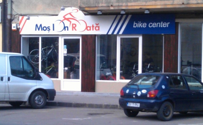 Ray condom tongue Un nou magazin de biciclete în Braşov