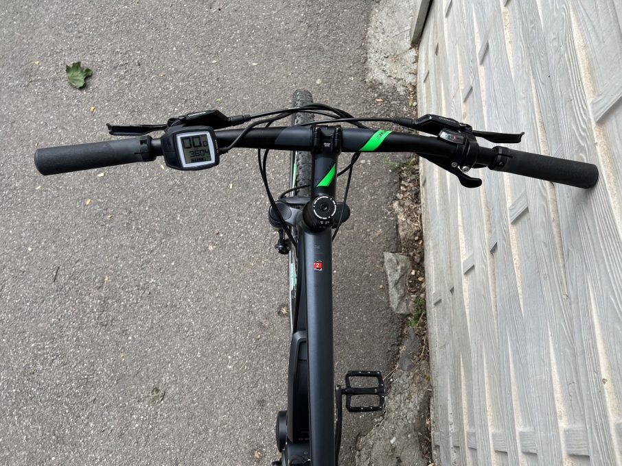 Cube cross hybrid pro 400 2025 2018