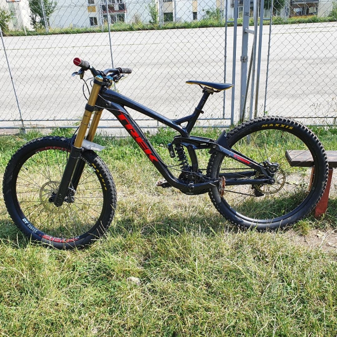 Trek session 88 best sale dh 27.5