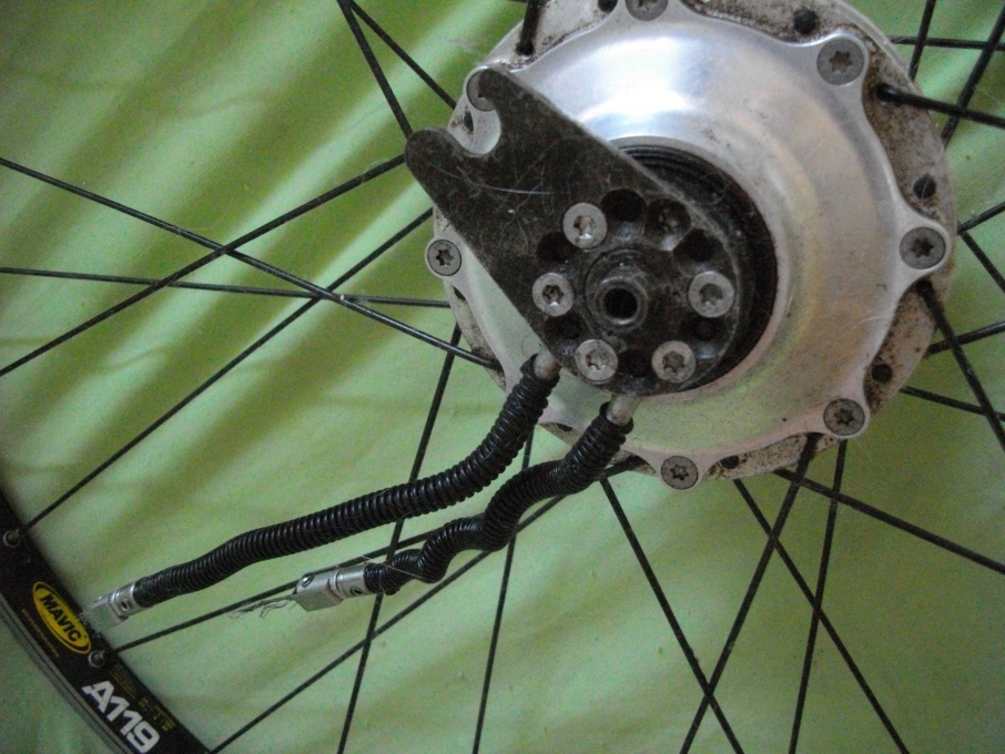 Neighborhood Psychological aluminum jumatate de bicicleta cu butuc Rohloff - 14 viteze - Biciclete second hand - Bazar DirtBike.ro Neighborhood Psychological aluminum jumatate de bicicleta cu butuc Rohloff - 14 viteze - Biciclete second hand - Bazar DirtBike.ro
