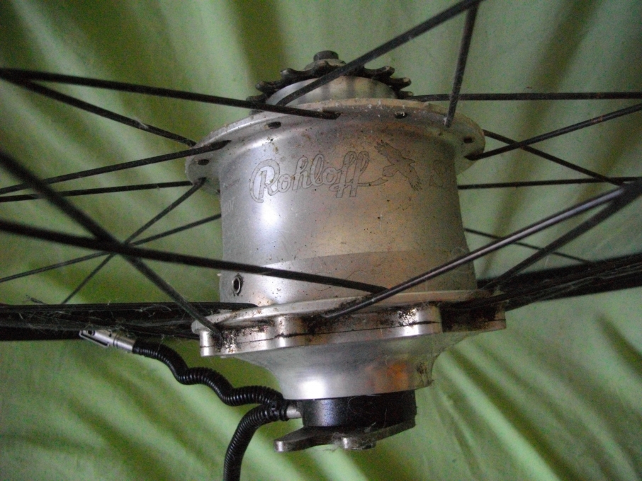 Neighborhood Psychological aluminum jumatate de bicicleta cu butuc Rohloff - 14 viteze - Biciclete second hand - Bazar DirtBike.ro Neighborhood Psychological aluminum jumatate de bicicleta cu butuc Rohloff - 14 viteze - Biciclete second hand - Bazar DirtBike.ro