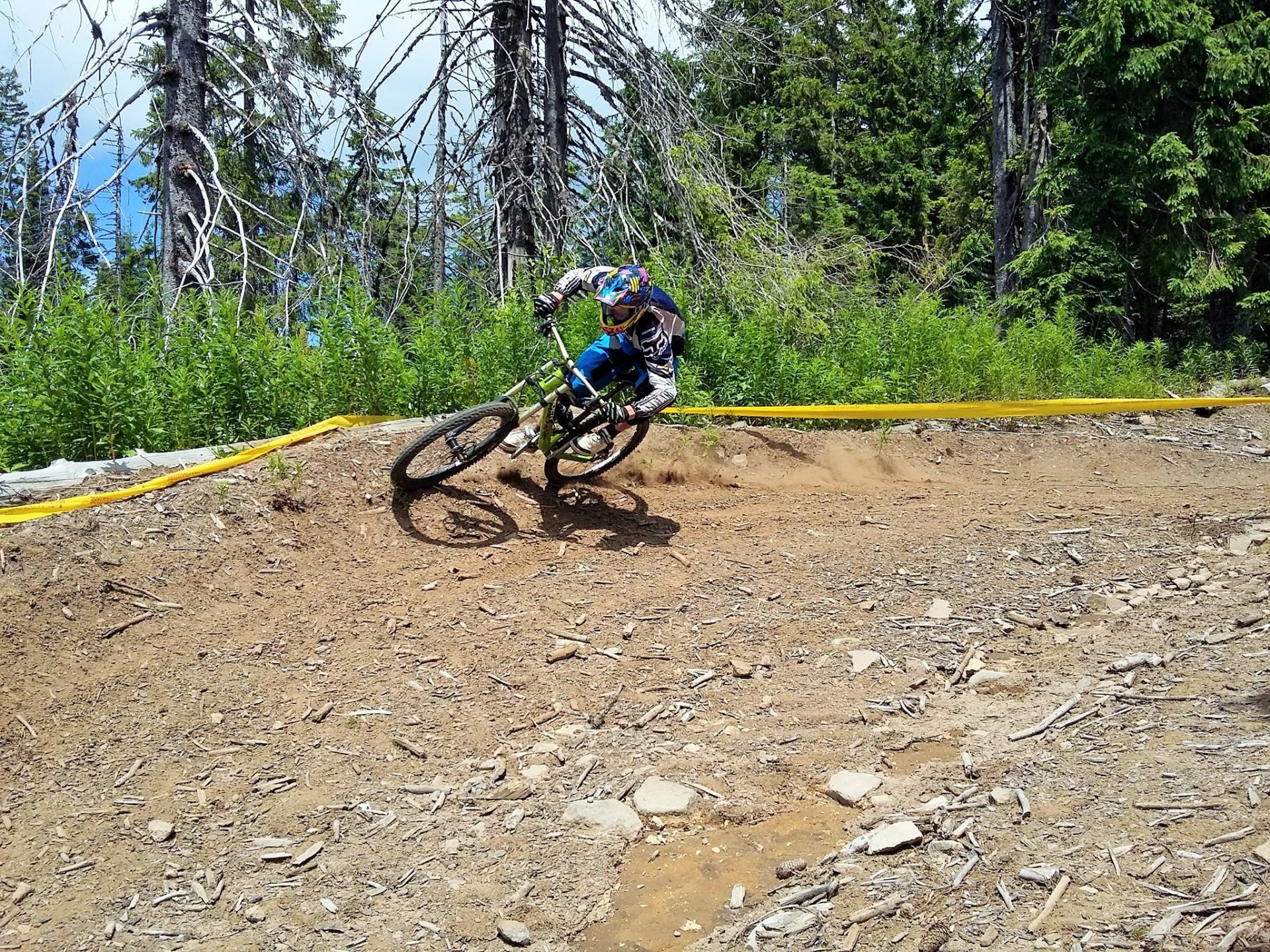 CND #4 Harghita Downhill: tot ce trebuie să știi (și ceva în plus!)