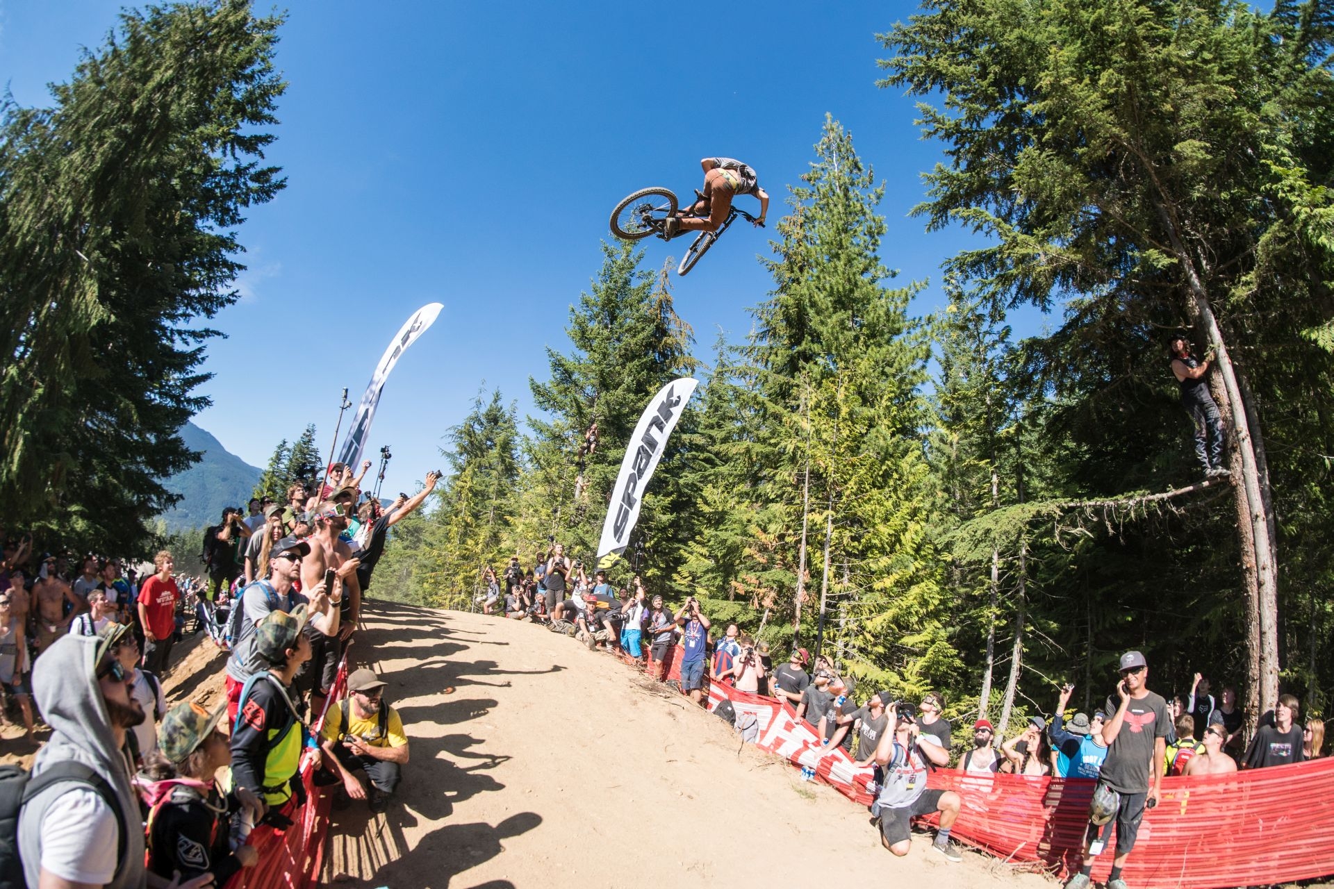 Crankworx Whistler 2016 - savoare foto cu Shepty