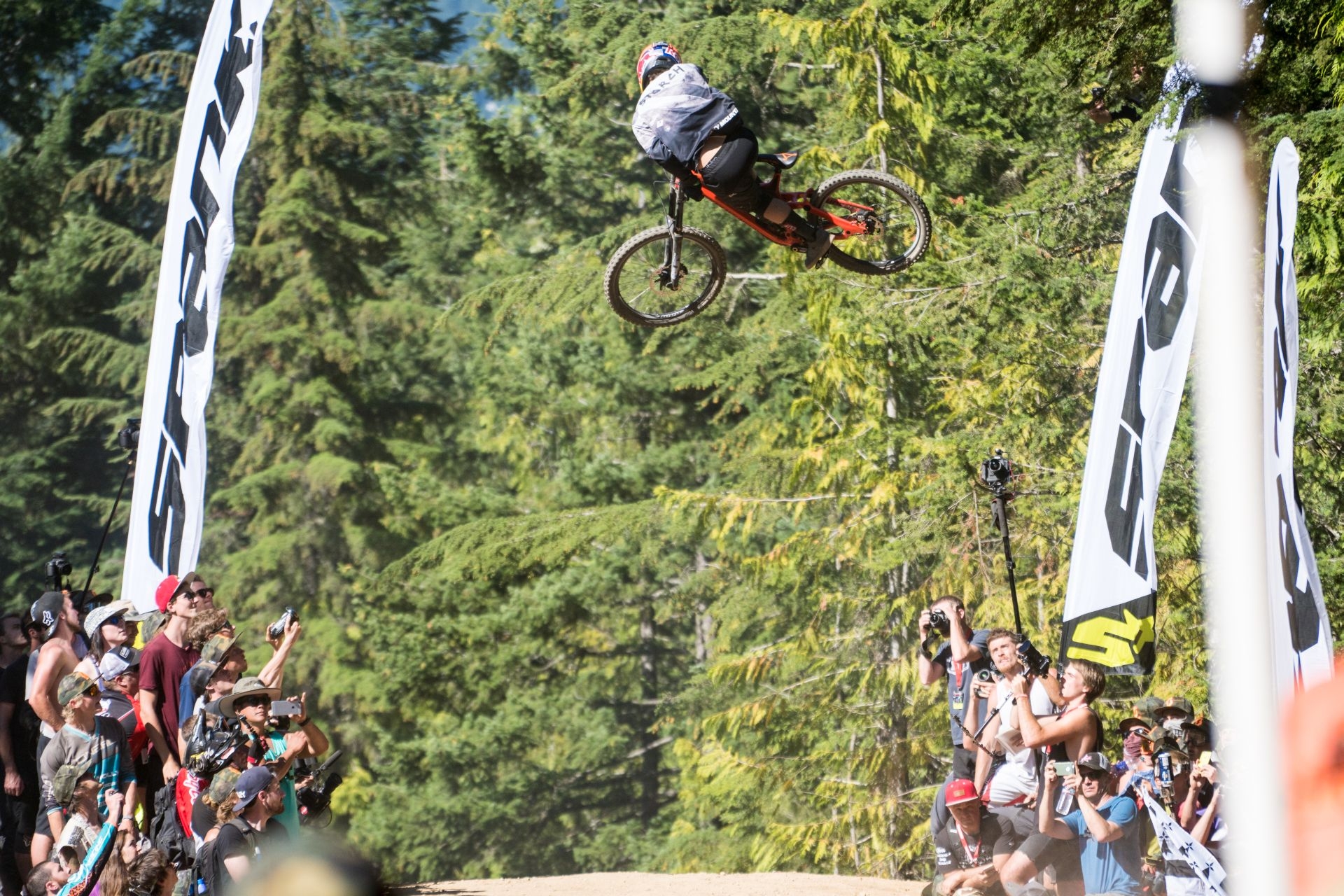 Crankworx Whistler 2016 - savoare foto cu Shepty
