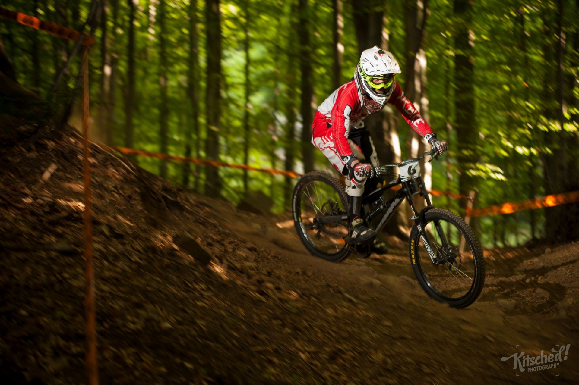 CND #5 Mogoșa Downhill Challenge: Nord se scrie cu majusculă!