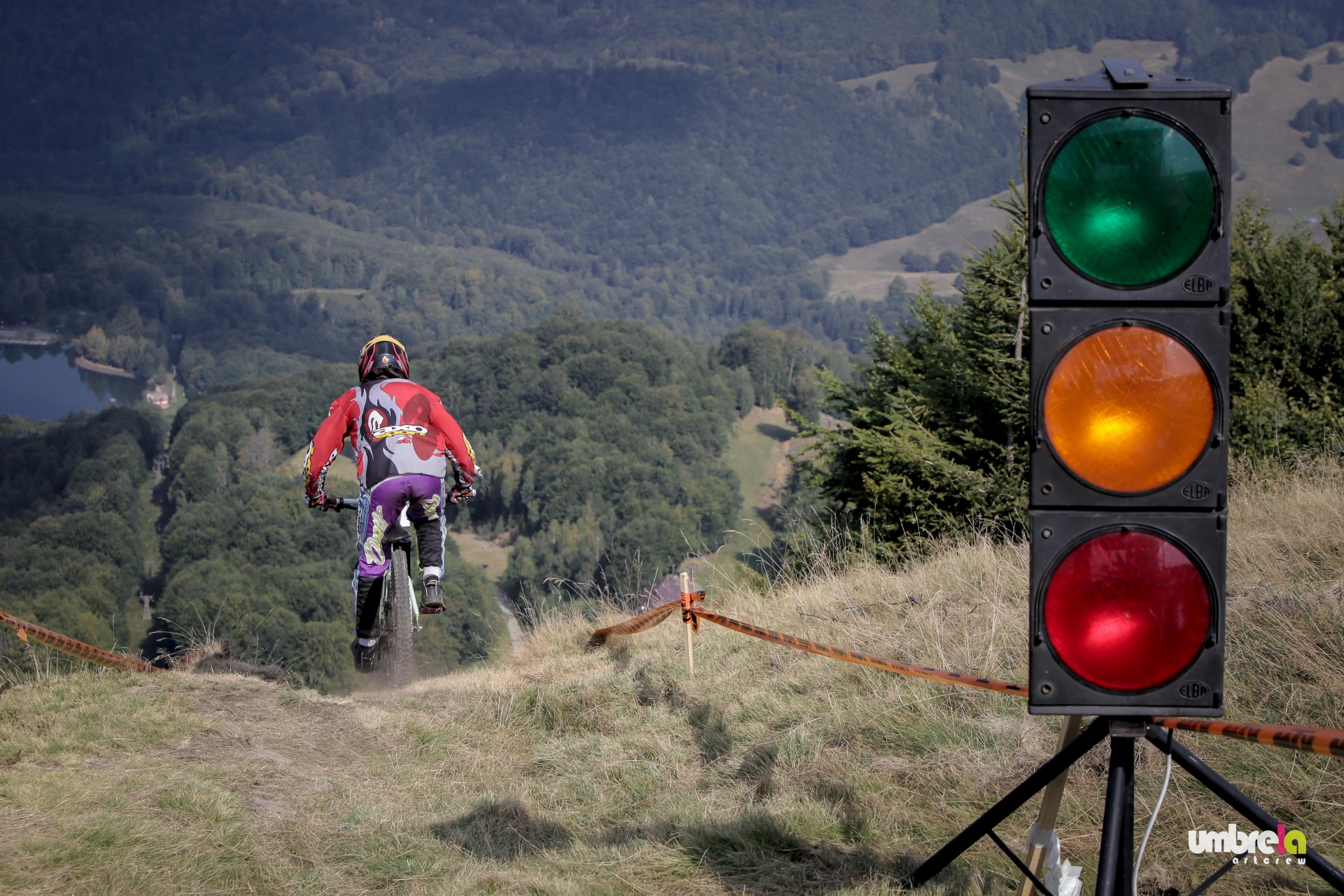 CND #5 Mogoșa Downhill Challenge: Nord se scrie cu majusculă!
