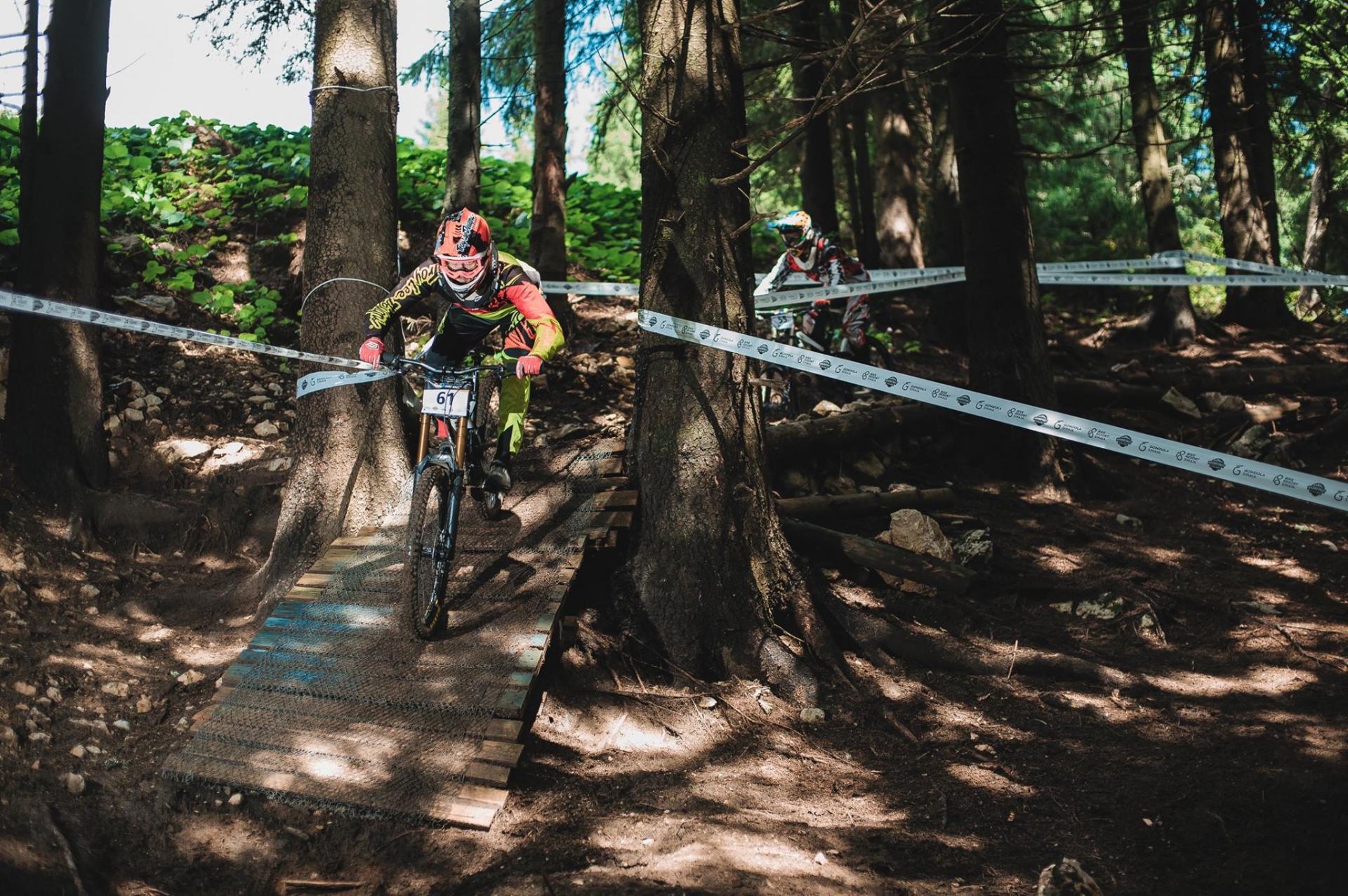 Campionatul Național de Downhill 2017: informații pe două voci