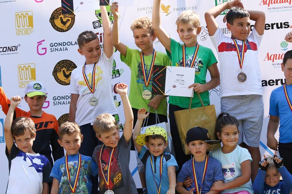 Campionatul Național de Downhill 2018: un joint-venture surprinzător cu valențe balcanice