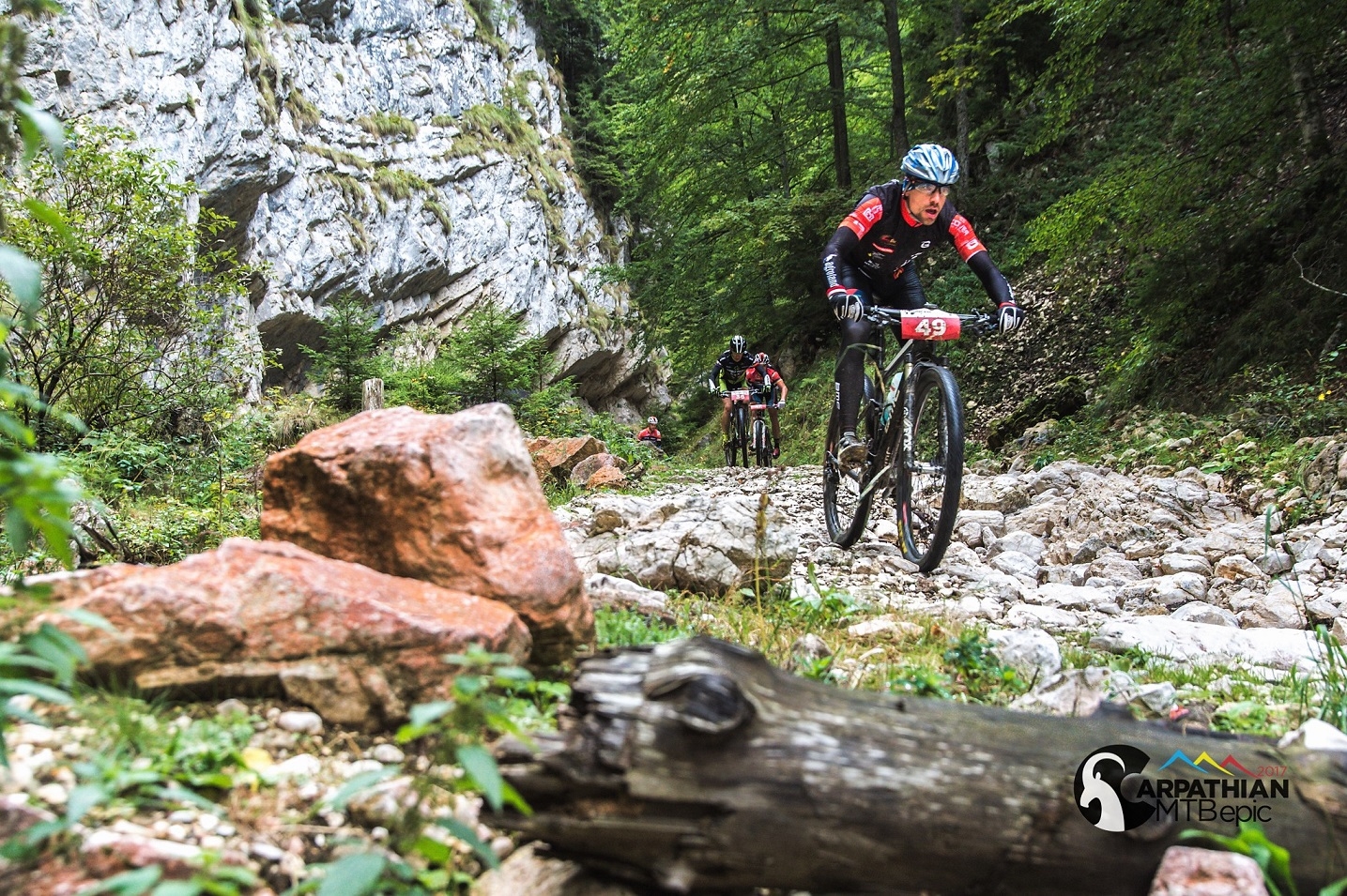 Cicliști din 25 de țări vor concura la Carpathian MTB Epic 2018