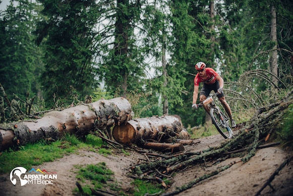 MTB la superlativ! Slovacul Tomáš Višňvoský și elvețianca Ariane Lüthi campioni la cea de-a treia ediție a Carpathian MTB Epic