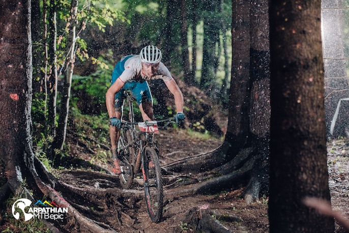MTB la superlativ! Slovacul Tomáš Višňvoský și elvețianca Ariane Lüthi campioni la cea de-a treia ediție a Carpathian MTB Epic