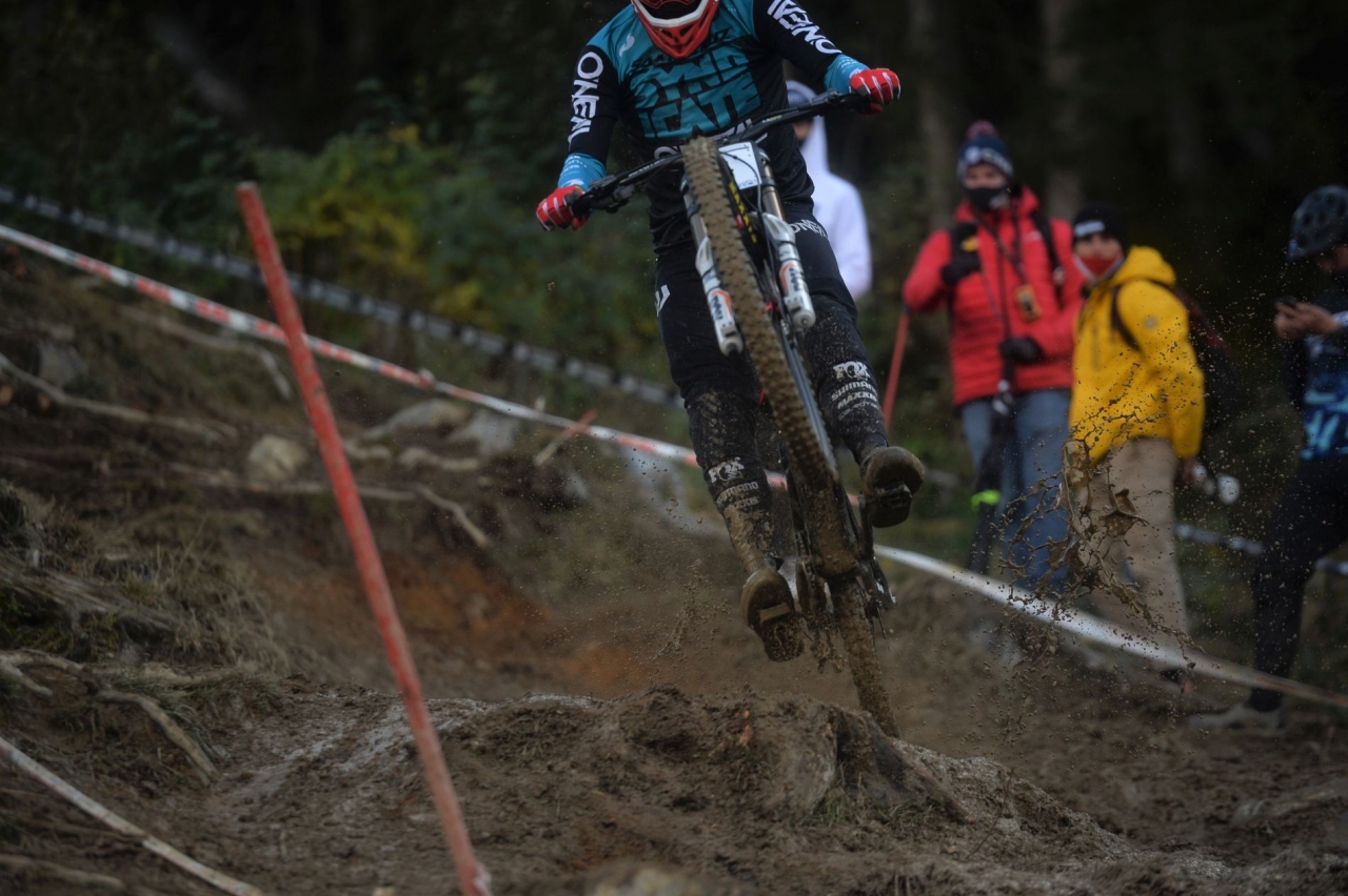 Mondiale Leogang 2020 - Ia cu vânt, linii și ciocolată! (photo inside)