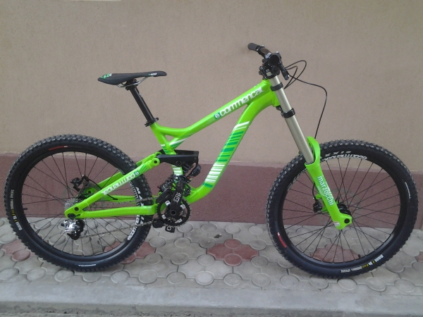 Commencal Supreme DH V3 2013 (M)